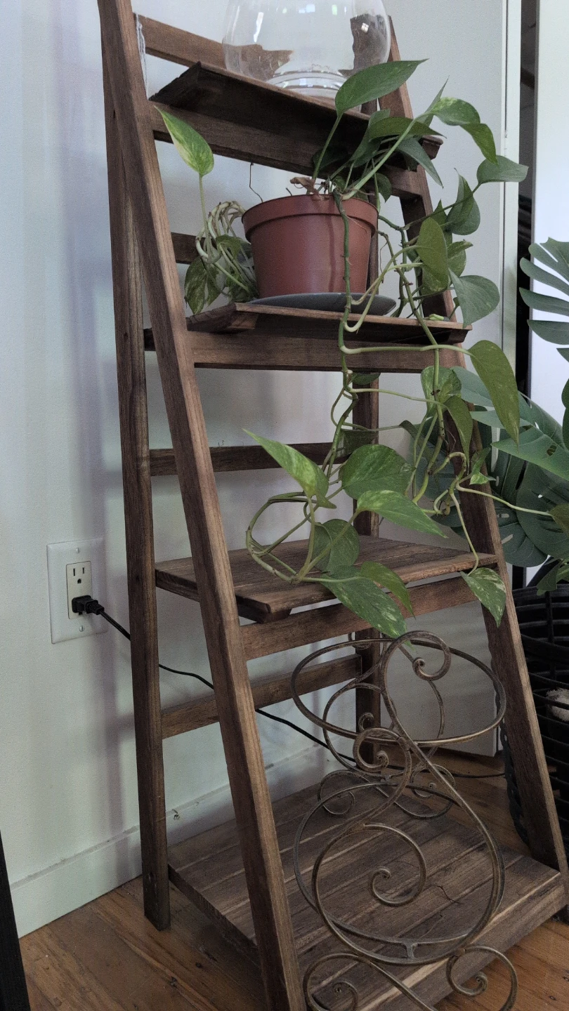 Wooden Ladder Shelf - photo 4