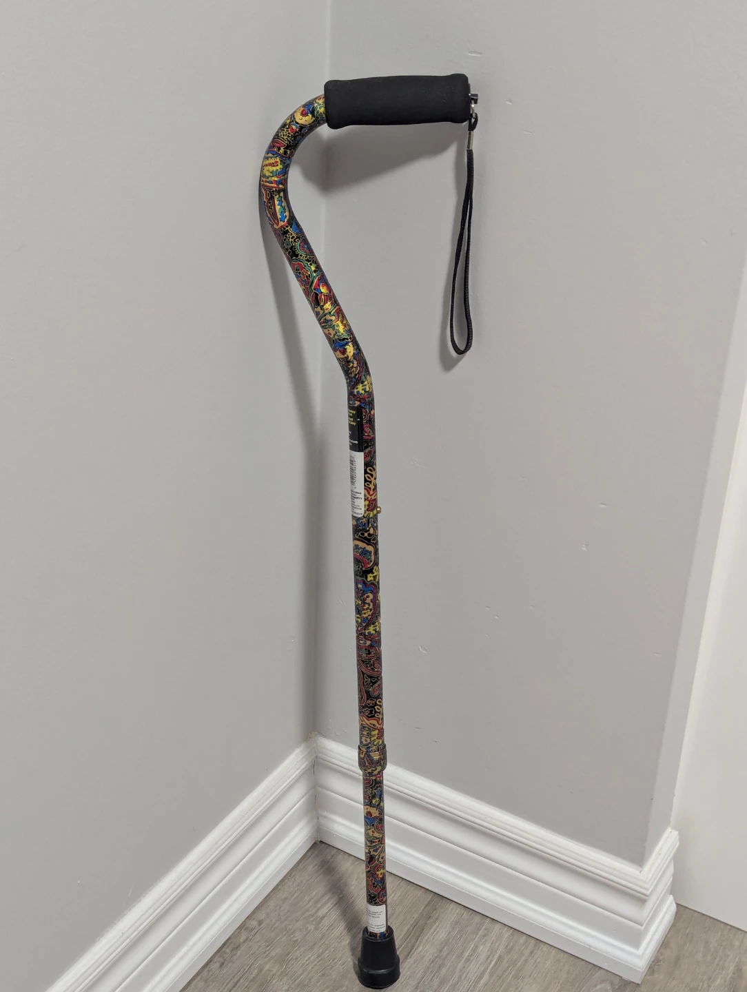 Adjustable Patterned Walking Cane