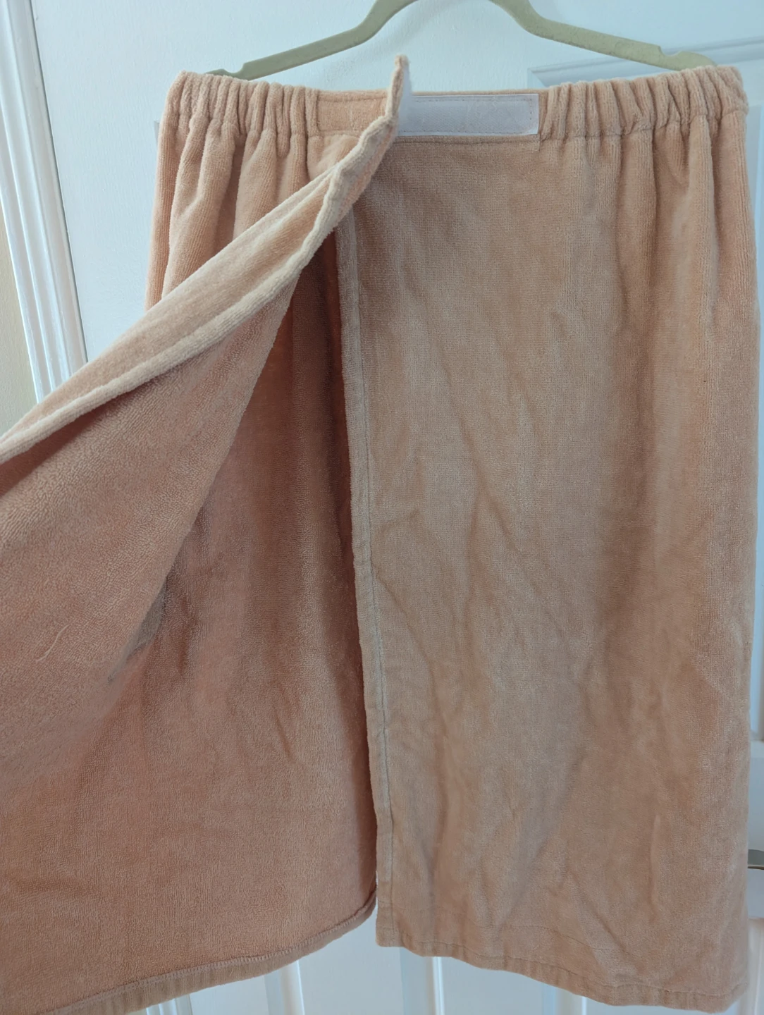 Wrap Towel with Pocket - photo 2
