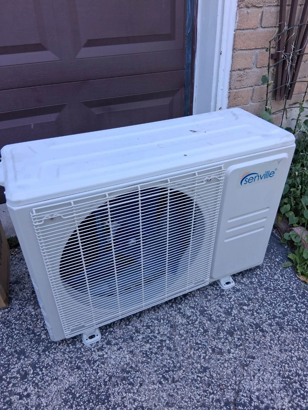 Senville Split Type Air Conditioner Outdoor Unit
