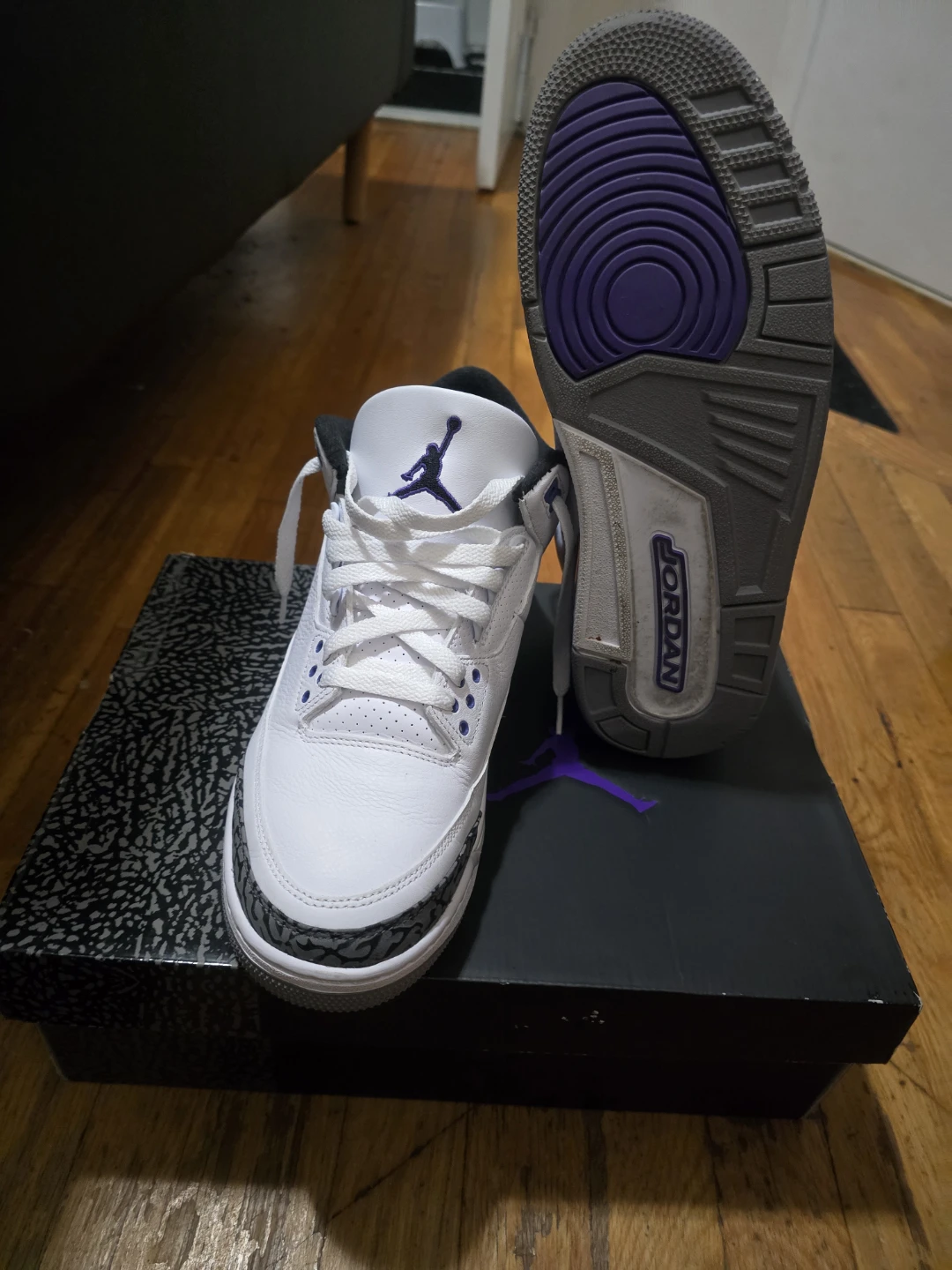 Jordan retro 3 Dark Iris Purple White, Size 10.5 - photo 5