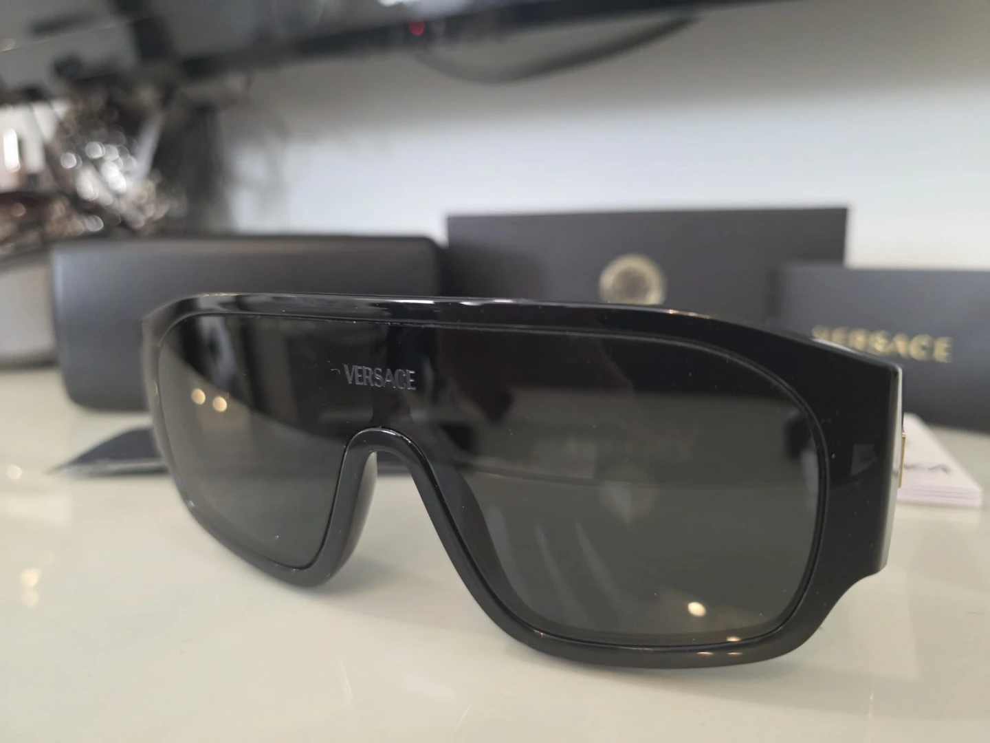 Versace Sunglasses - photo 2