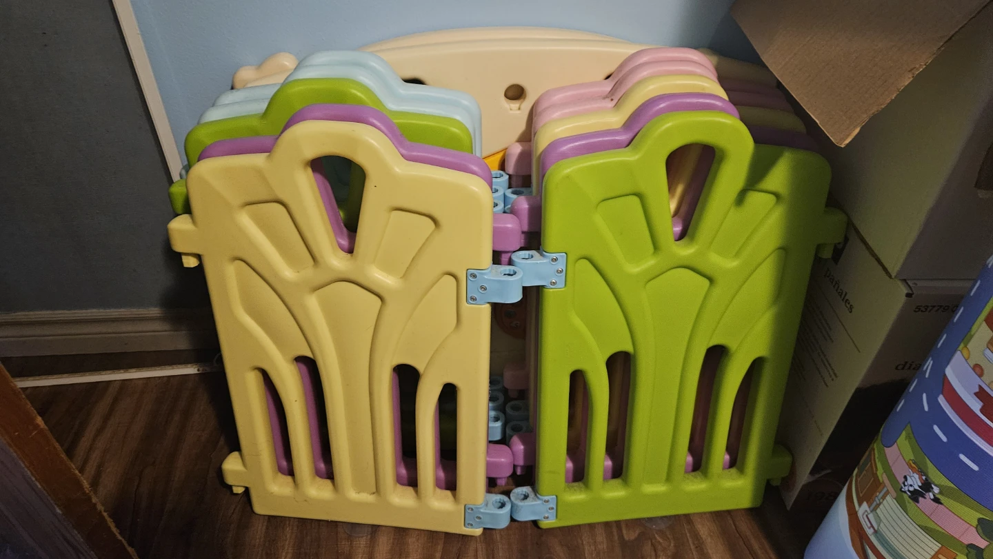 Stackable Playpen Panels