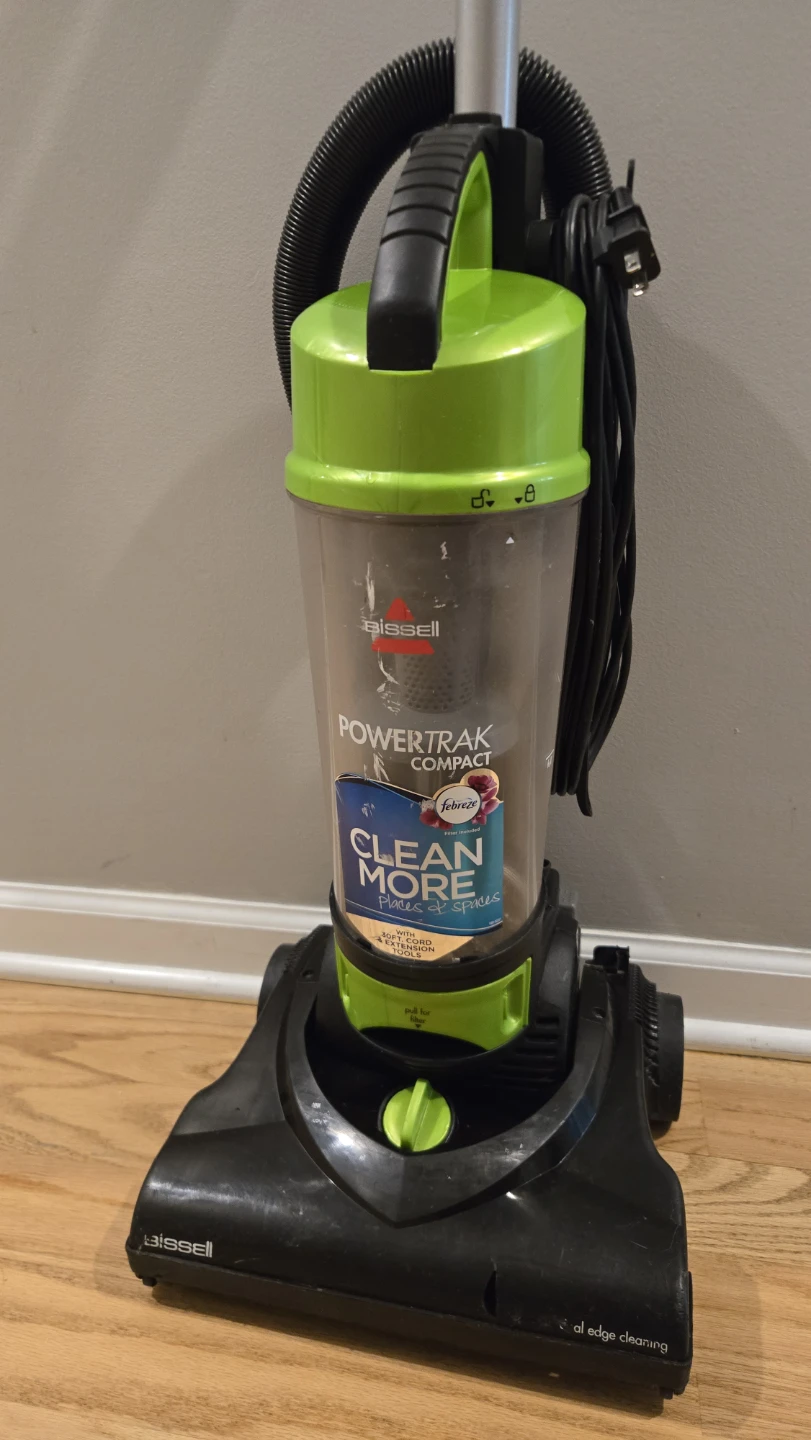 Bissell PowerTrak Compact Vacuum - photo 4