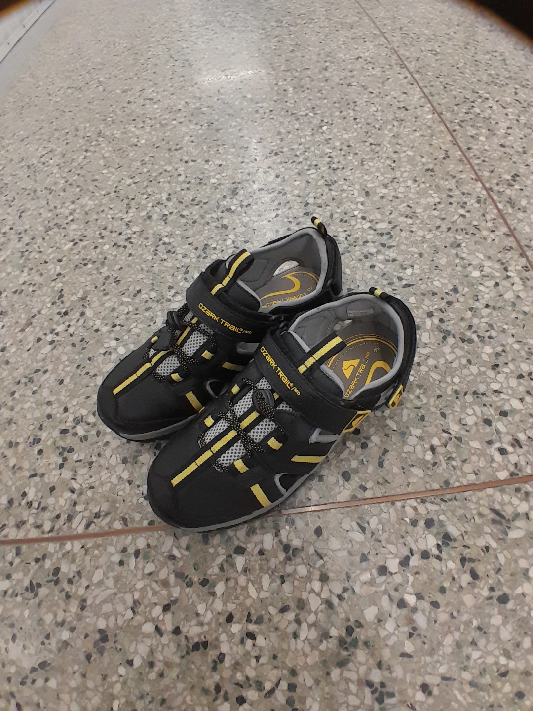 Ozark Trail Water  Sandals Men's Size 9 - photo 5