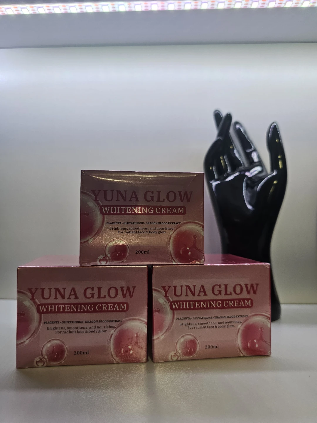 Yuna Glow Whitening Cream 200ml
