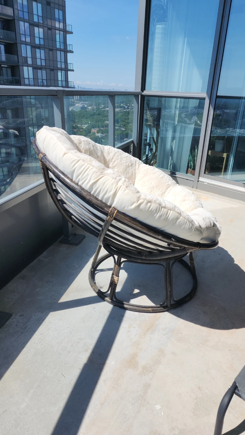 Papasan Chair with Cream Fuzzy Cushion - photo 3