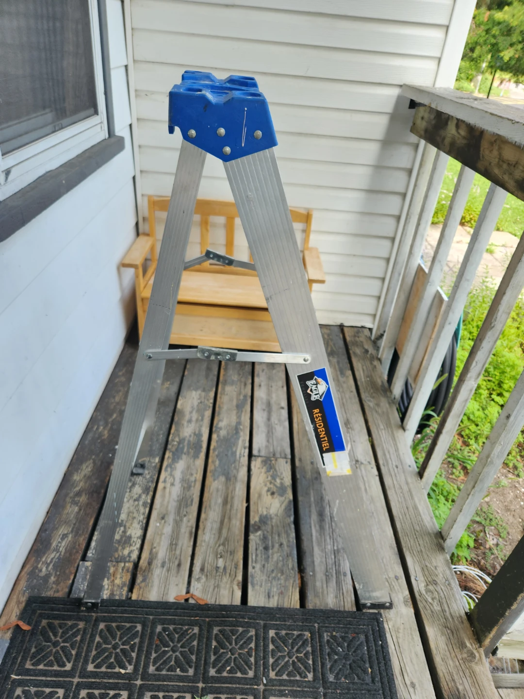 Lite Products Eagle Ladders LP-50497E Step Ladder