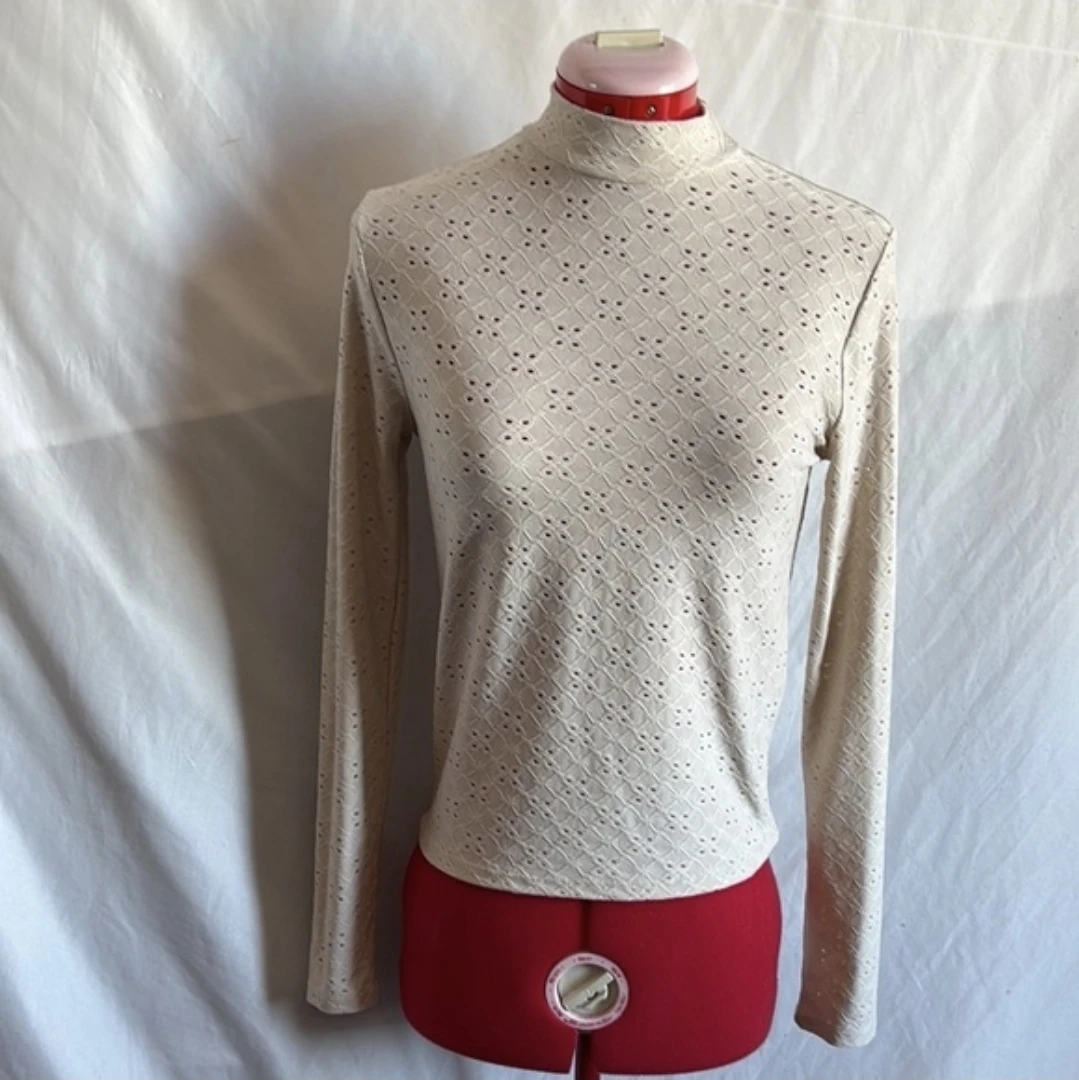 Cream Eyelet Mock Neck Long Sleeve Top size M