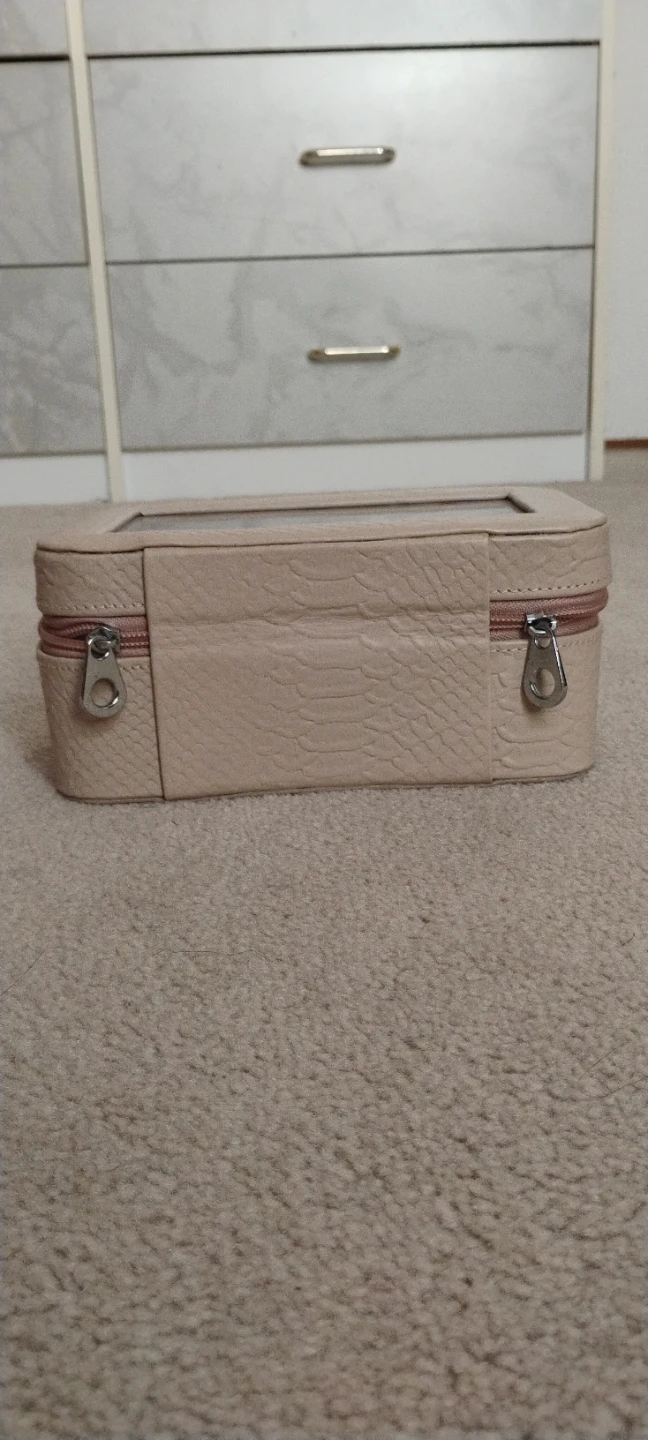 Beige Jewelry Organizer with Zippered Compartments - photo 4