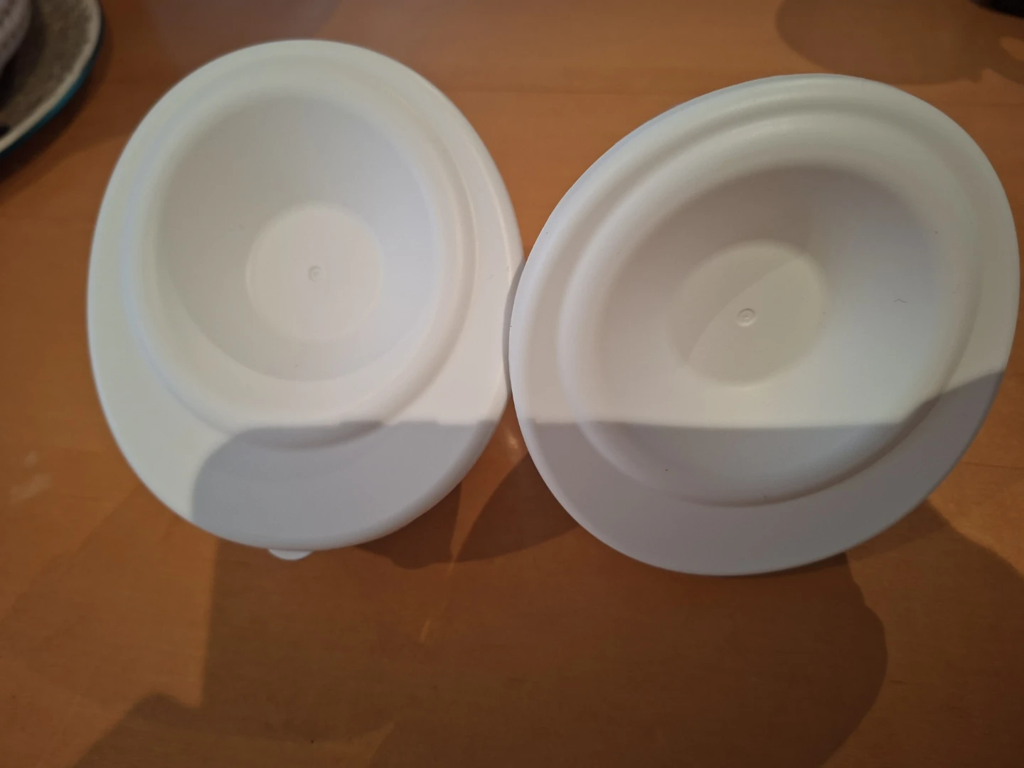 Momcozy Wearable Breast Pumps with Carrying Case - photo 4