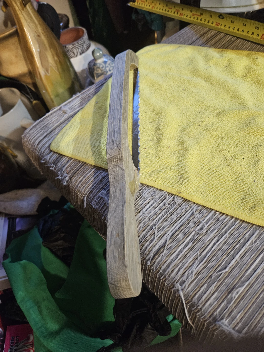 Vintage Serrated Bread Knife with Wooden Handle - photo 5