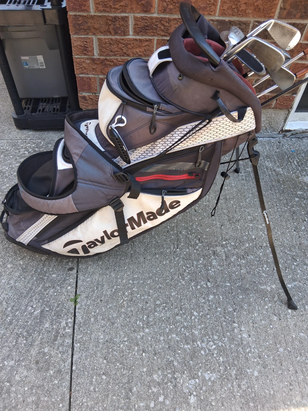 Golf clubs
