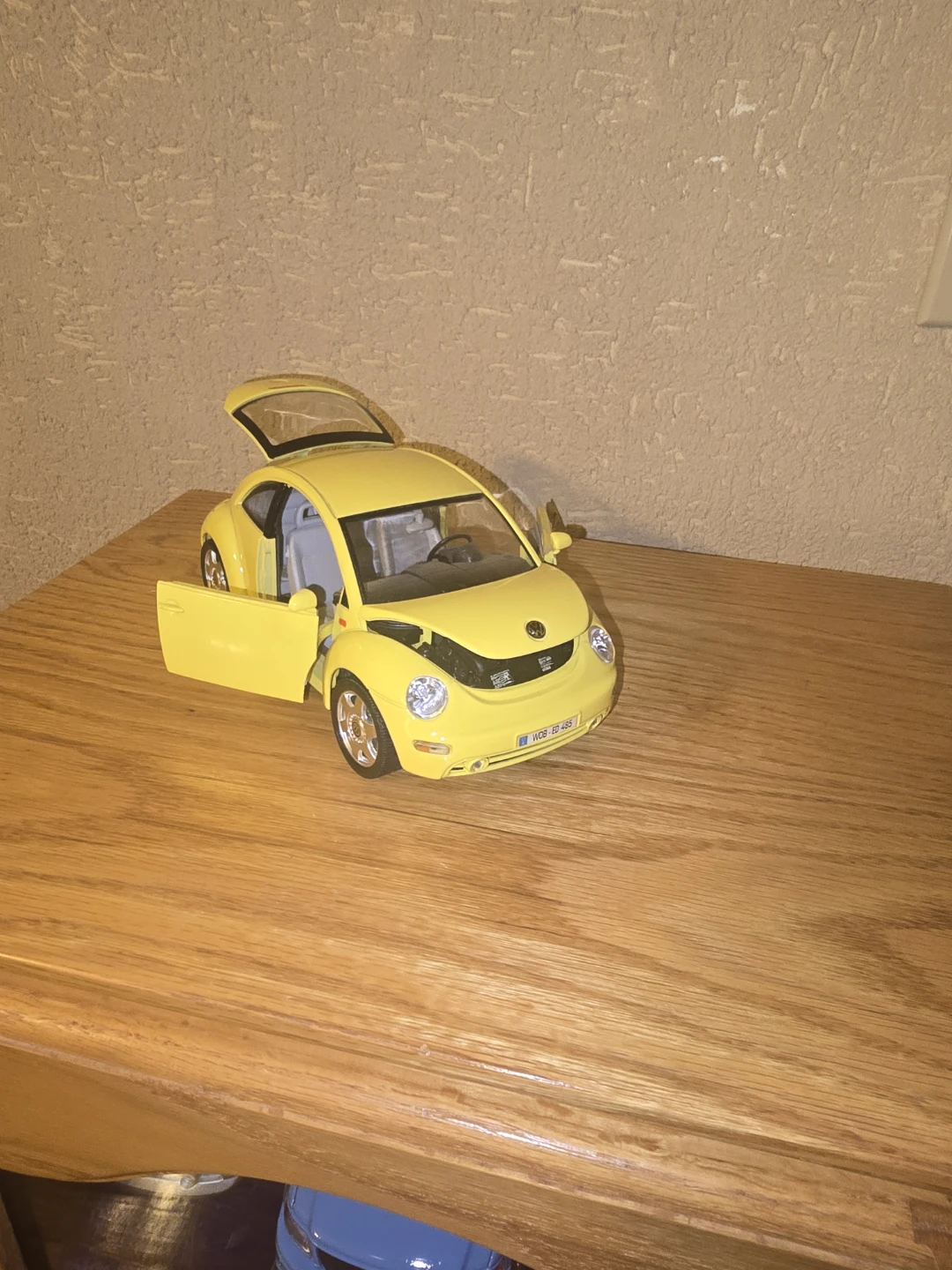1:18 Yellow Volkswagen Beetle - photo 2