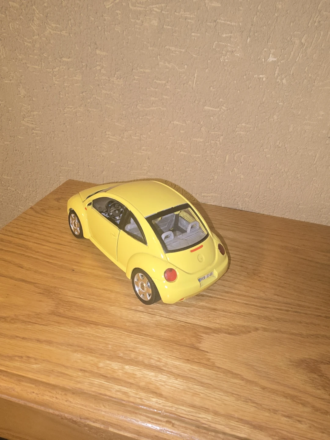 1:18 Yellow Volkswagen Beetle - photo 3