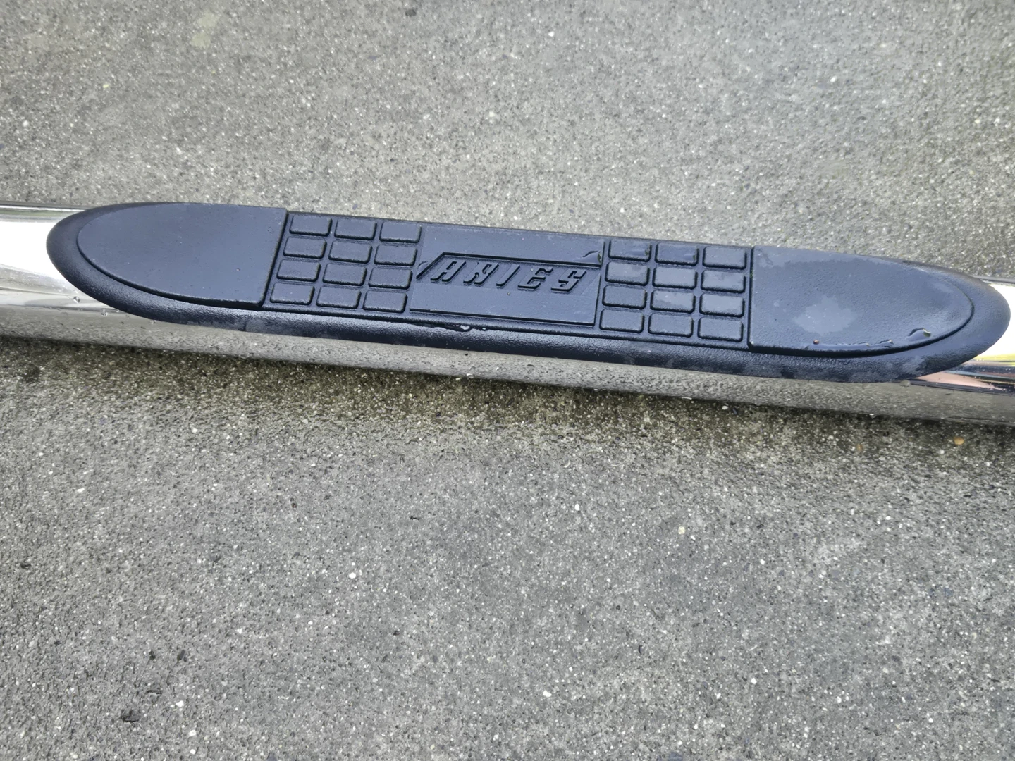 Aries Nerf Bars / Running Boards - photo 3