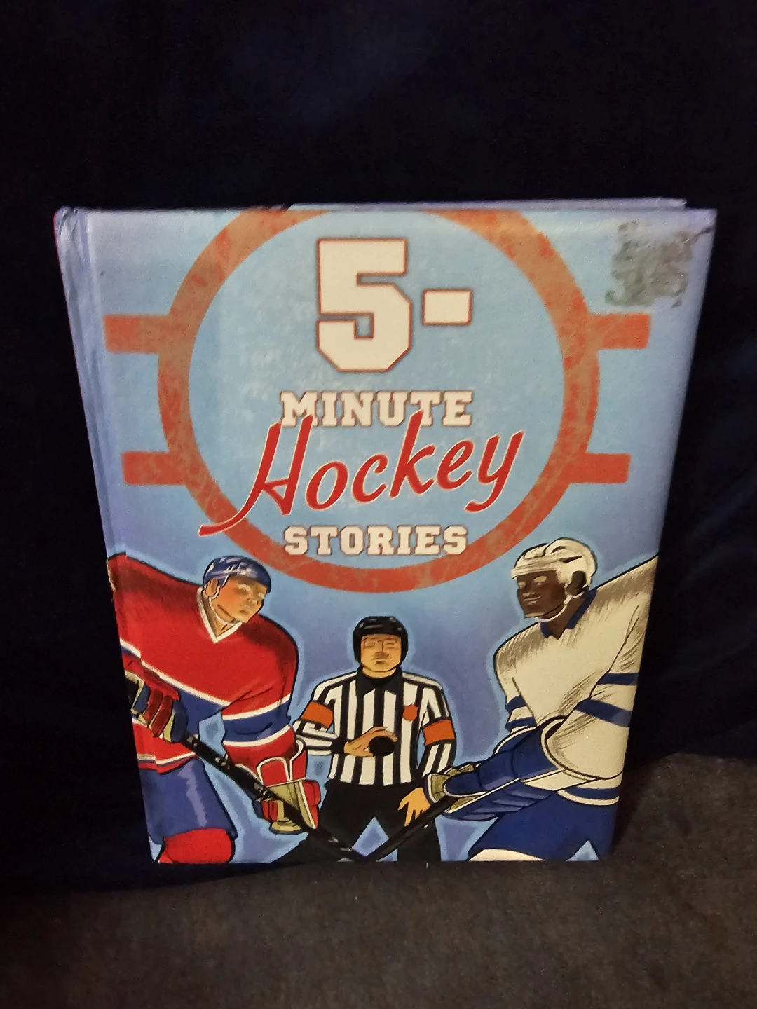 5-Minute Hockey Stories Book