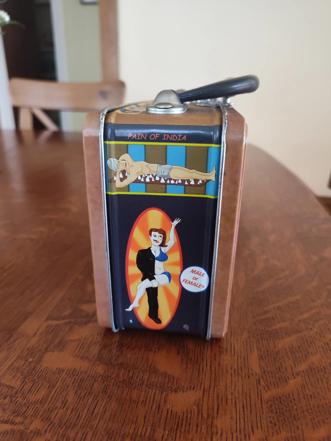 Tin Lunch Box - Oddities, Reptilica, World's Strangest Freaks - photo 3