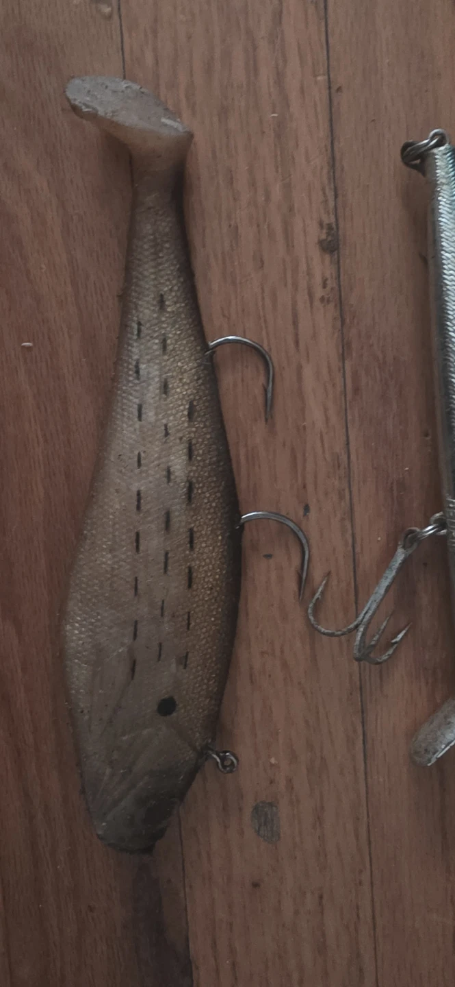 Lot of 3 Fishing Lures - photo 4