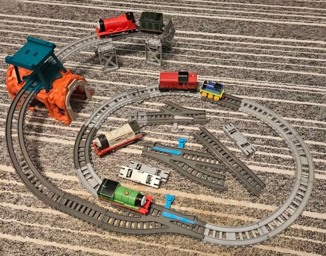 Thomas & Friends Wooden Railway Train Set