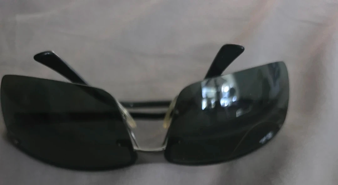 Ray-Ban Sunglasses RB3276