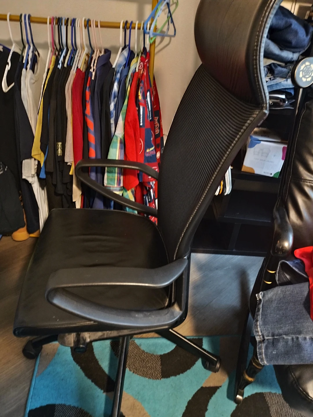 Black Mesh Back Office Chair - photo 2