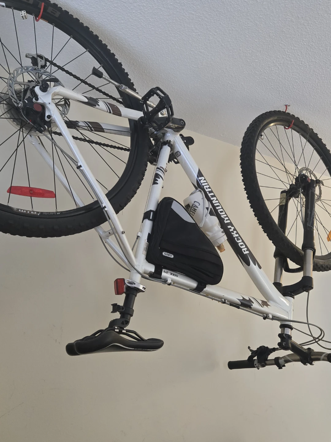 Rocky Mountain Mountain Bike - photo 3