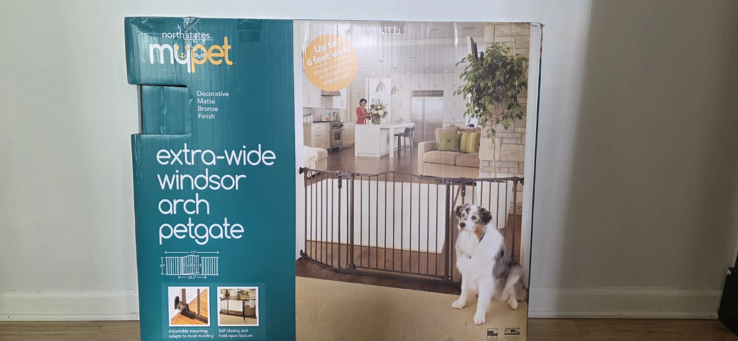 North States MyPet Extra Wide Windsor Arch Pet Gate