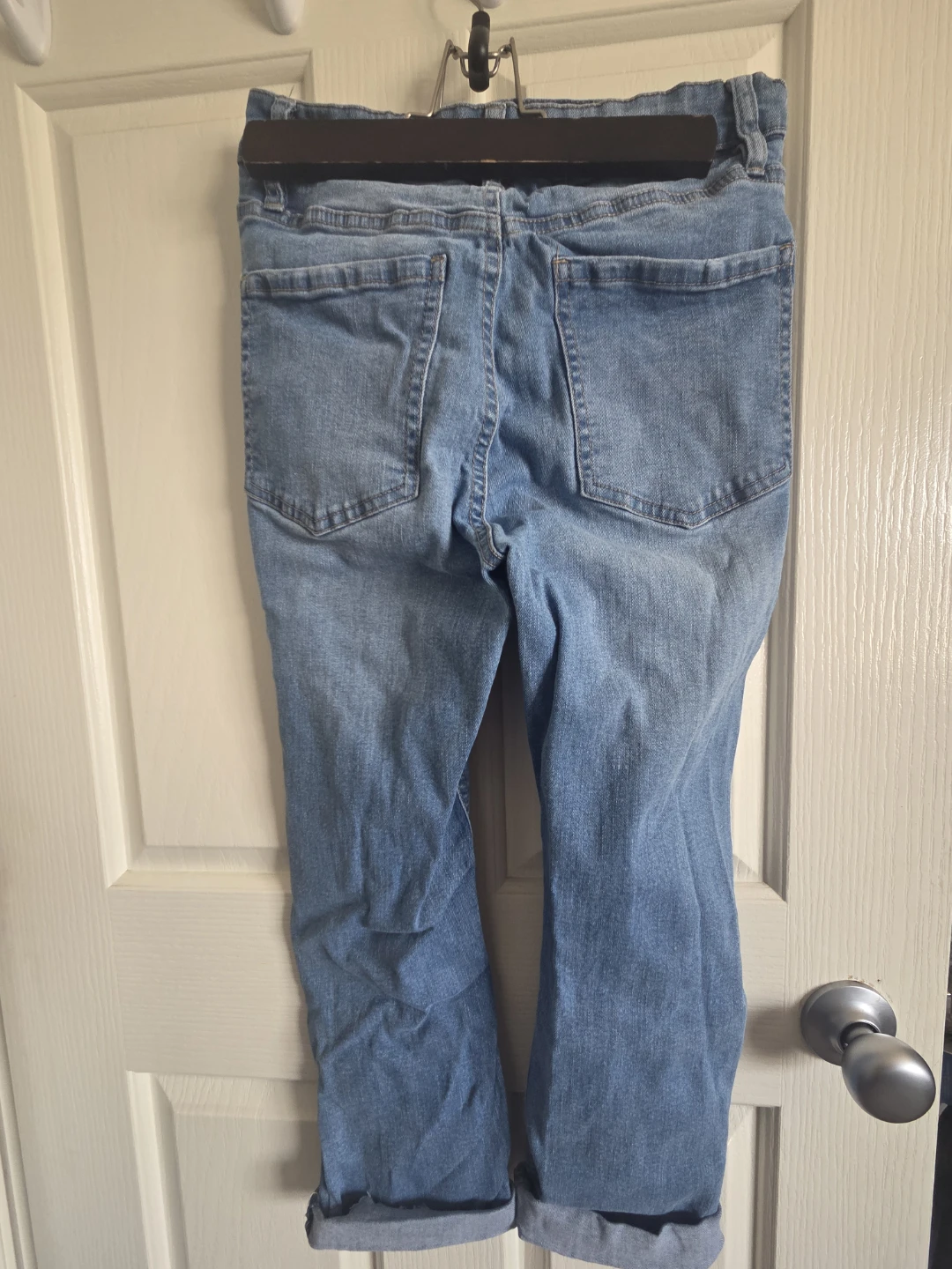 Distressed Capri Jeans - photo 2