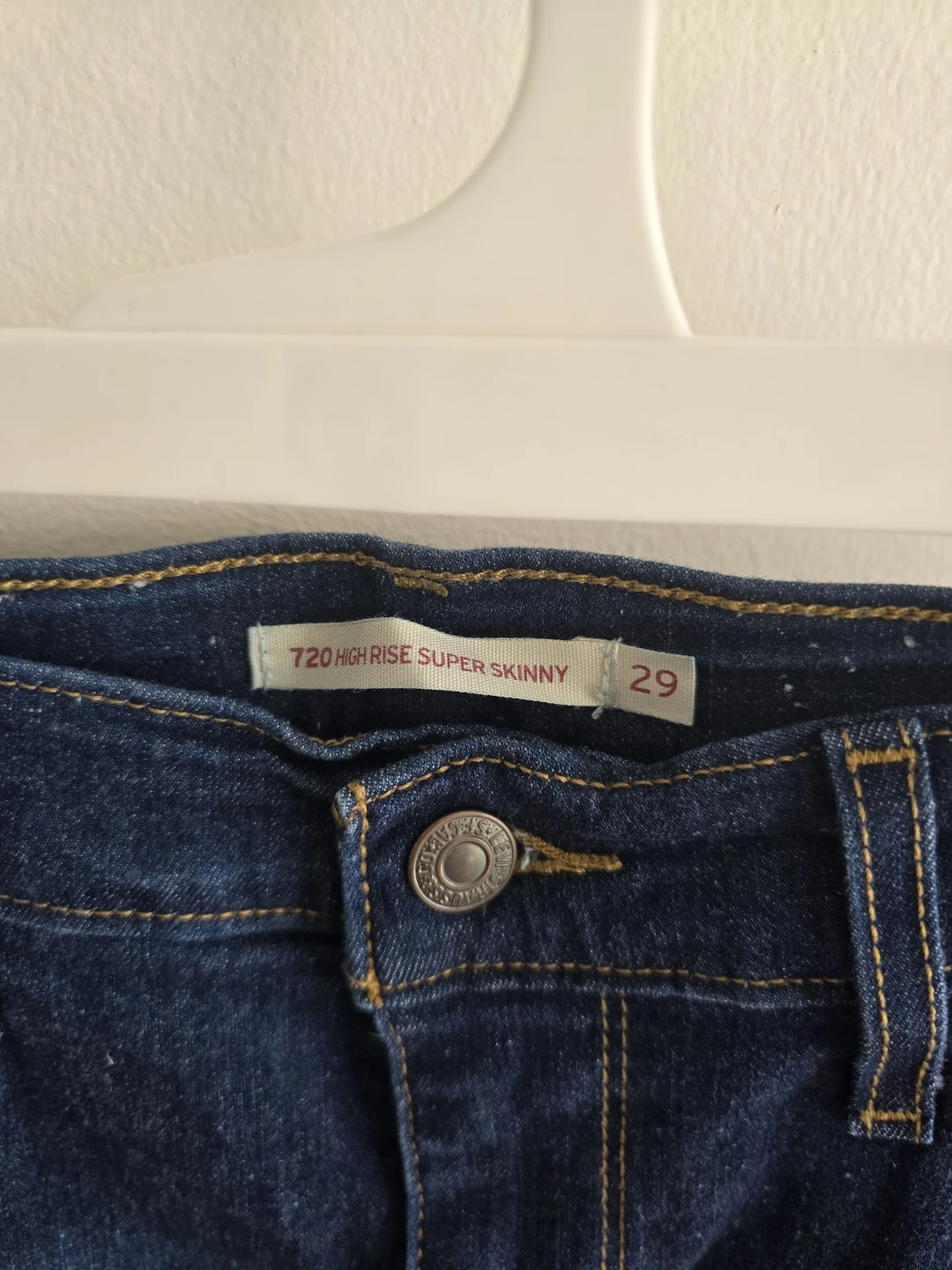 Levi's 720 High Rise Super Skinny Jeans Size 29 - photo 2