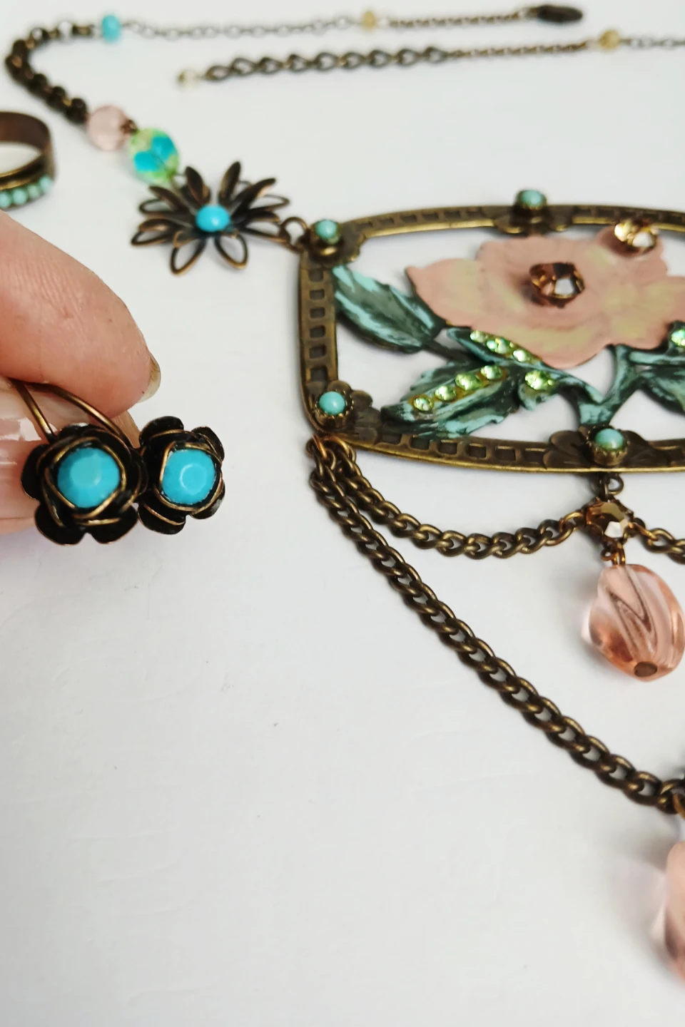 Vintage Style Statement Necklace, Earrings, and Ring Set - photo 4
