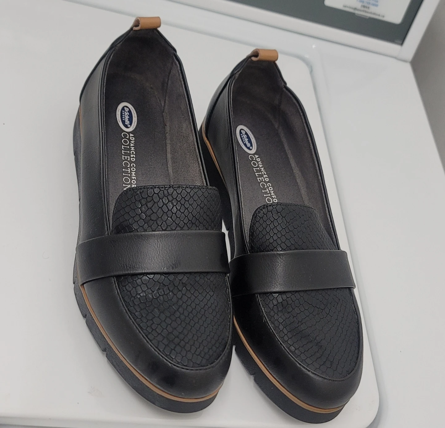 Dr. Scholl's Women's Black Loafer Shoes - photo 2