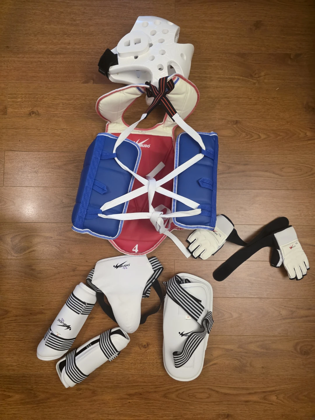 Mooto Taekwondo Sparring Gear Set
