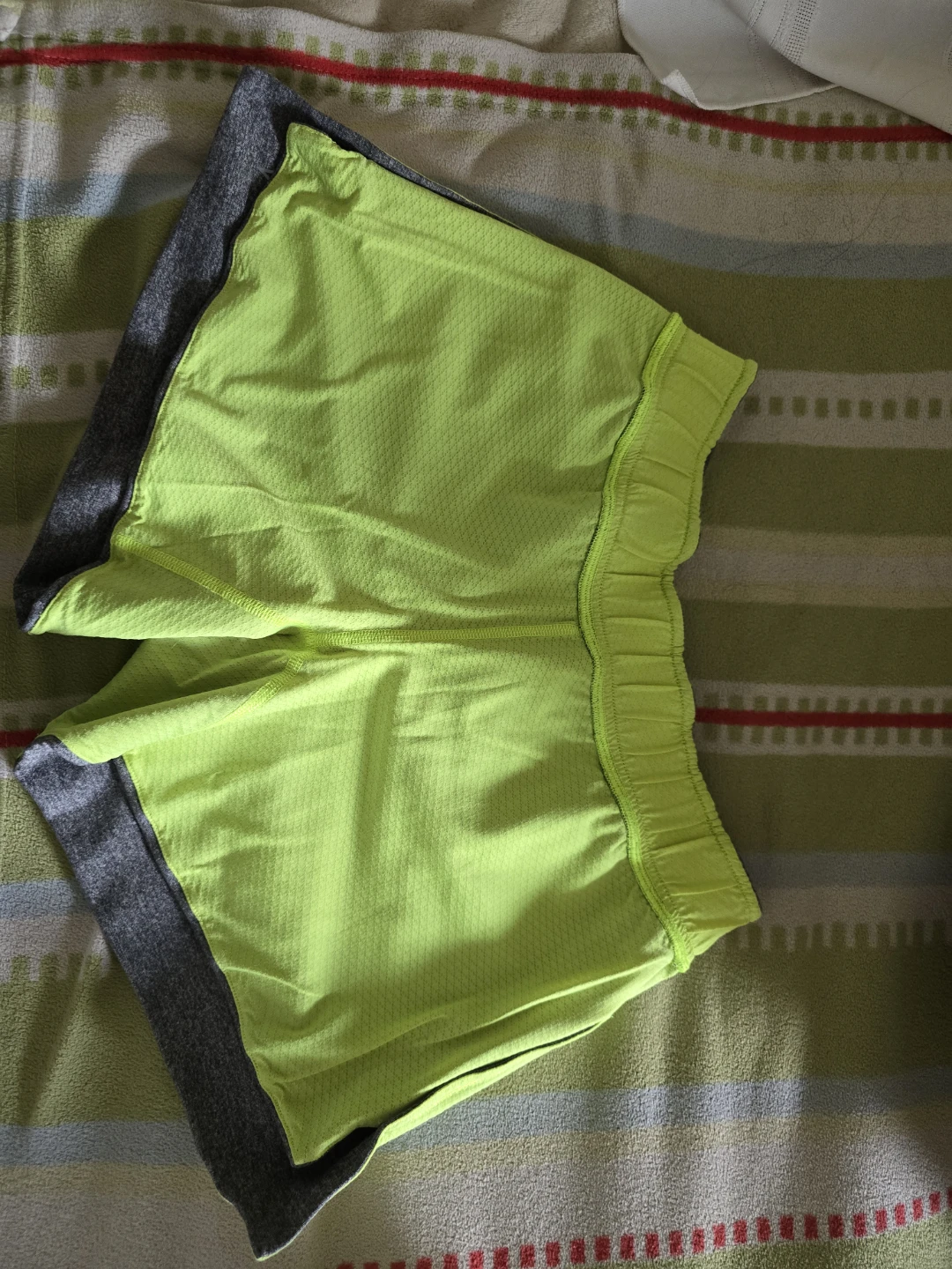 IVIVA by lululemon girls Grey & Neon Running Shorts