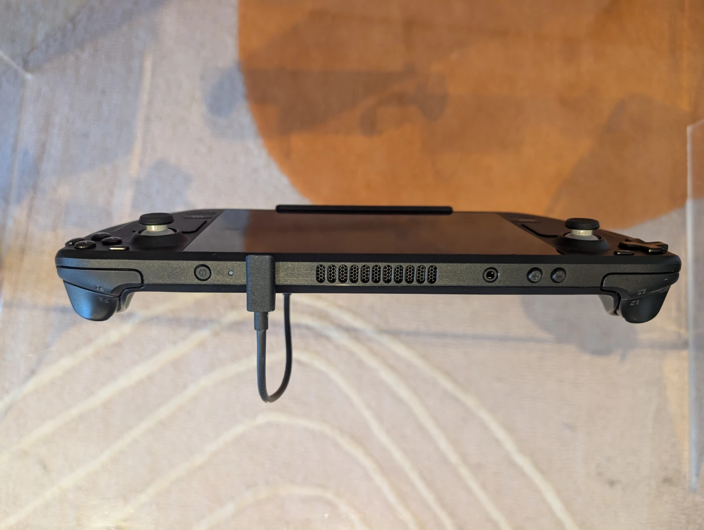 Steam Deck LCD 256GB + Dock + Carrying Case - photo 3