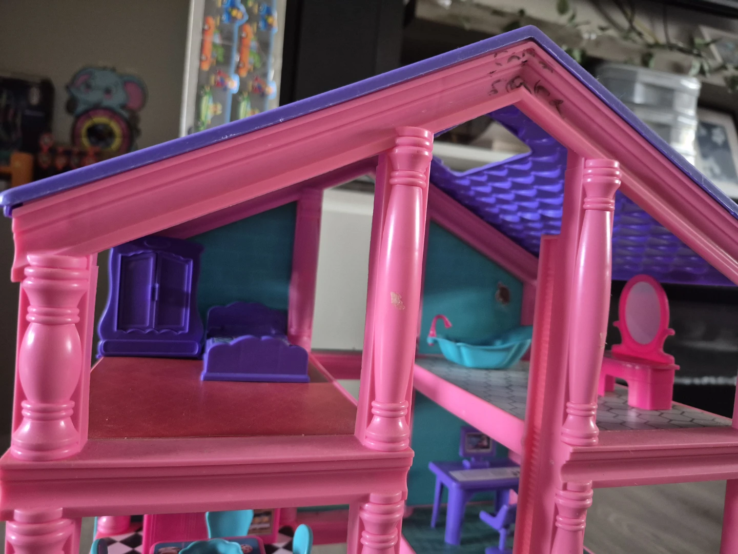 Pink and Purple Dollhouse with Accessories - photo 5