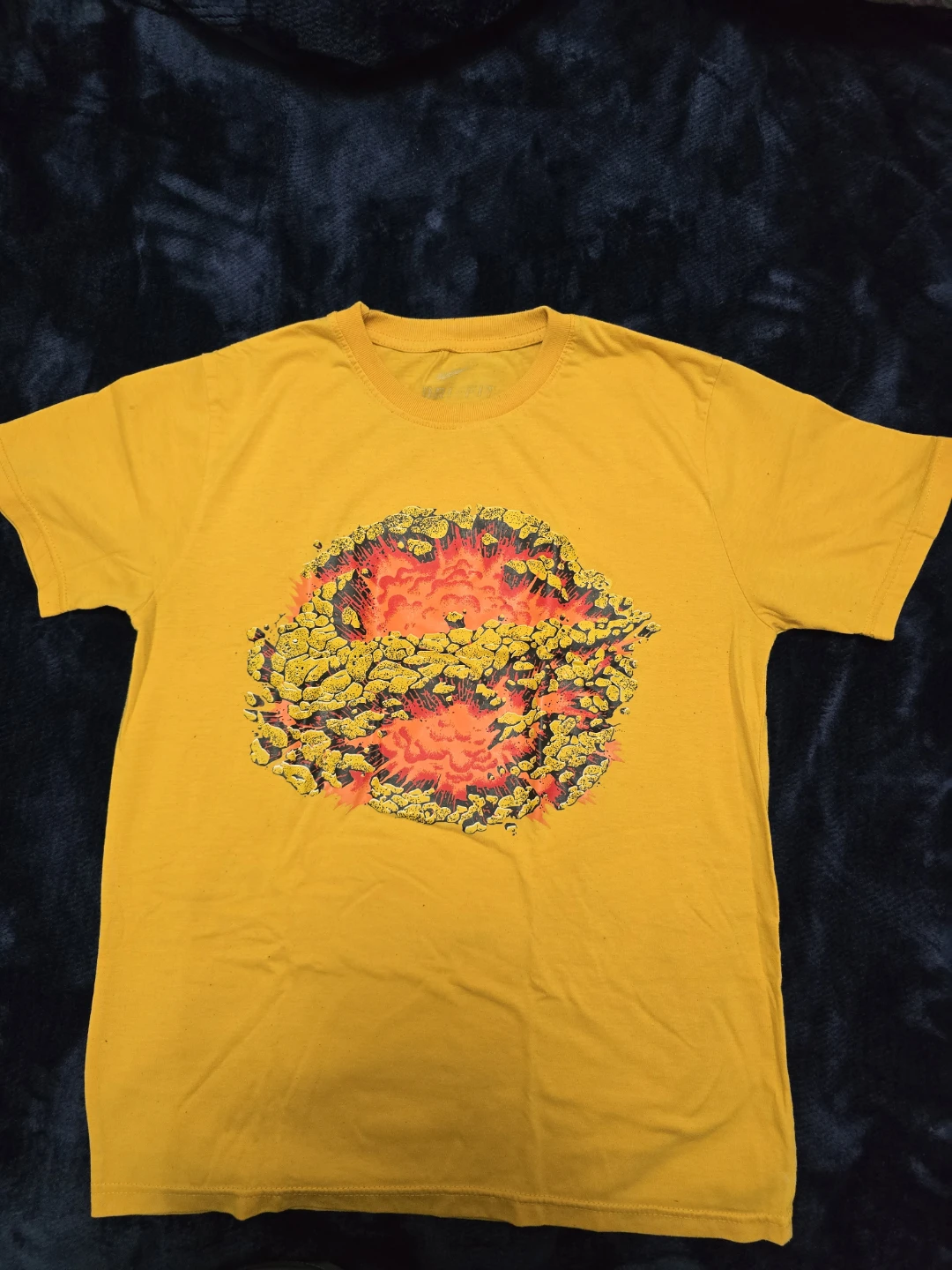 Assorted $5 tshirts - photo 2