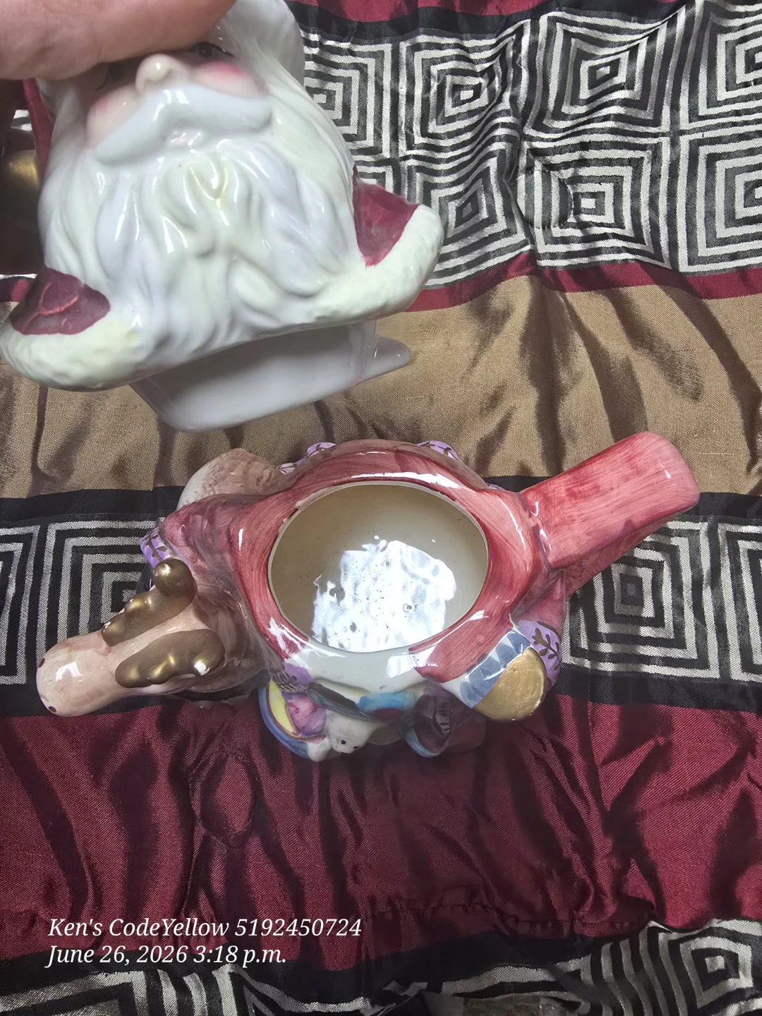 Santa Claus and Reindeer Ceramic Teapot - photo 4