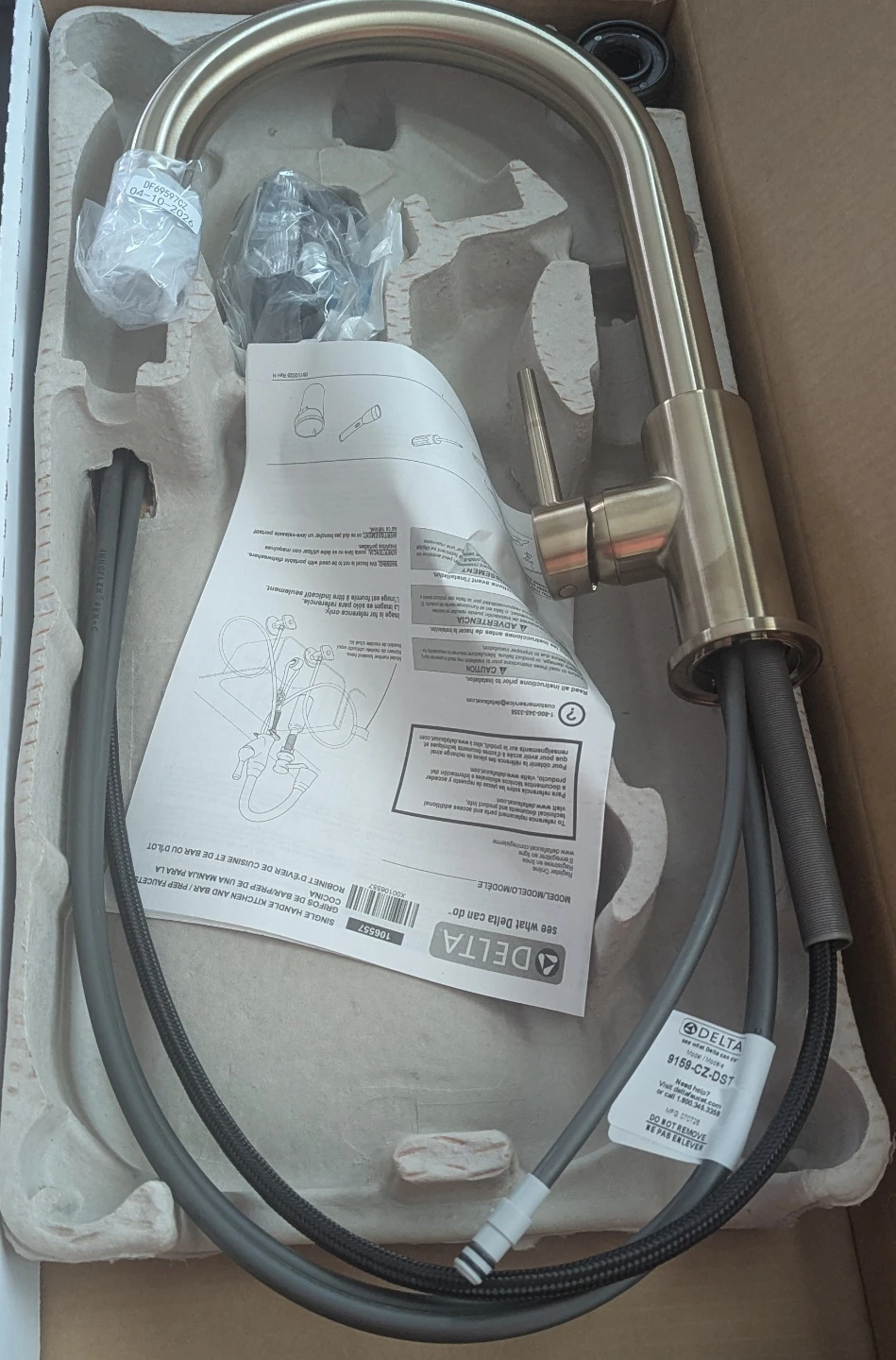 Delta Kitchen Faucet - Champagne Bronze