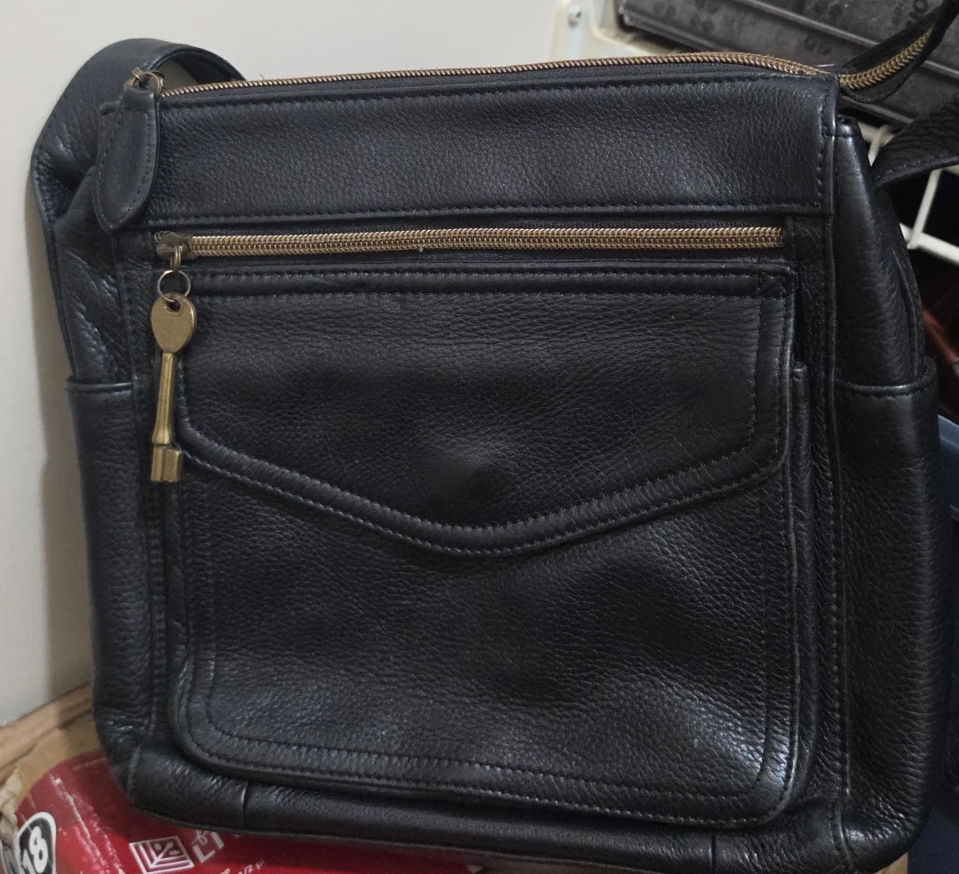 Fossil Black Leather Crossbody Bag with Key Charm