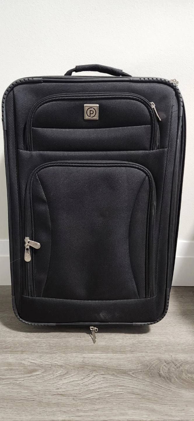 21in carry on luggage