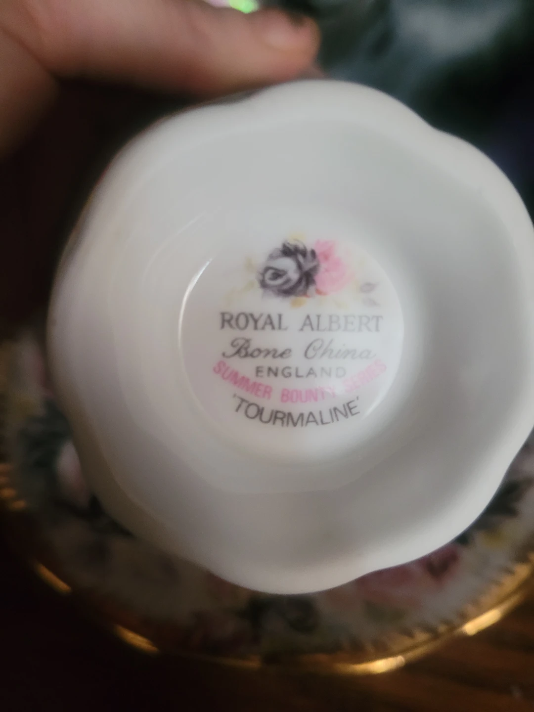 Royal Albert "Summer Bounty" Teacup & Saucer Set - photo 2