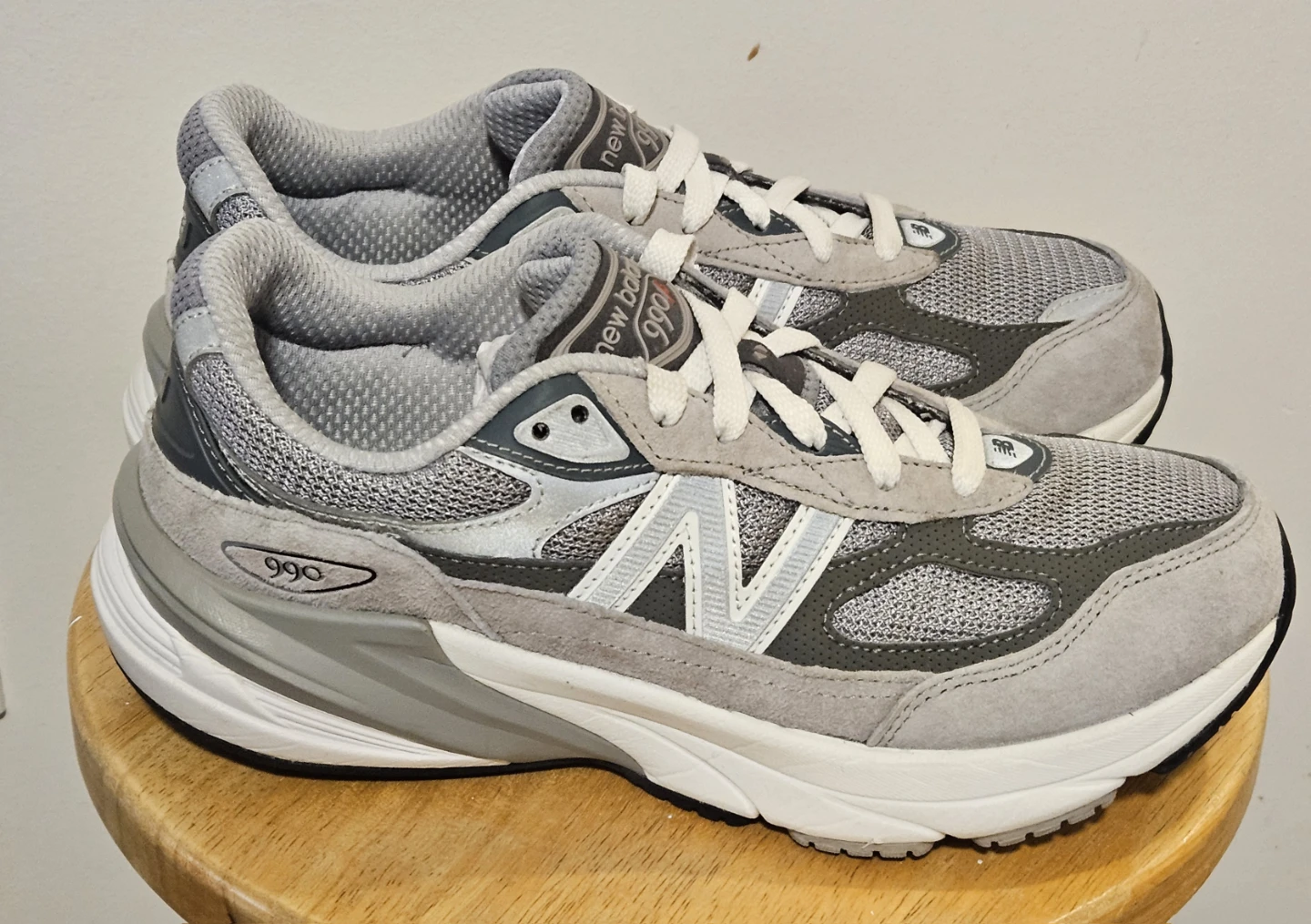 New Balance 990v6 Grey Running Shoes - photo 4