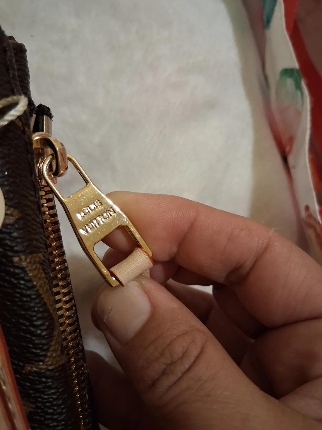 Louis Vuitton Monogram Canvas Bag - photo 4