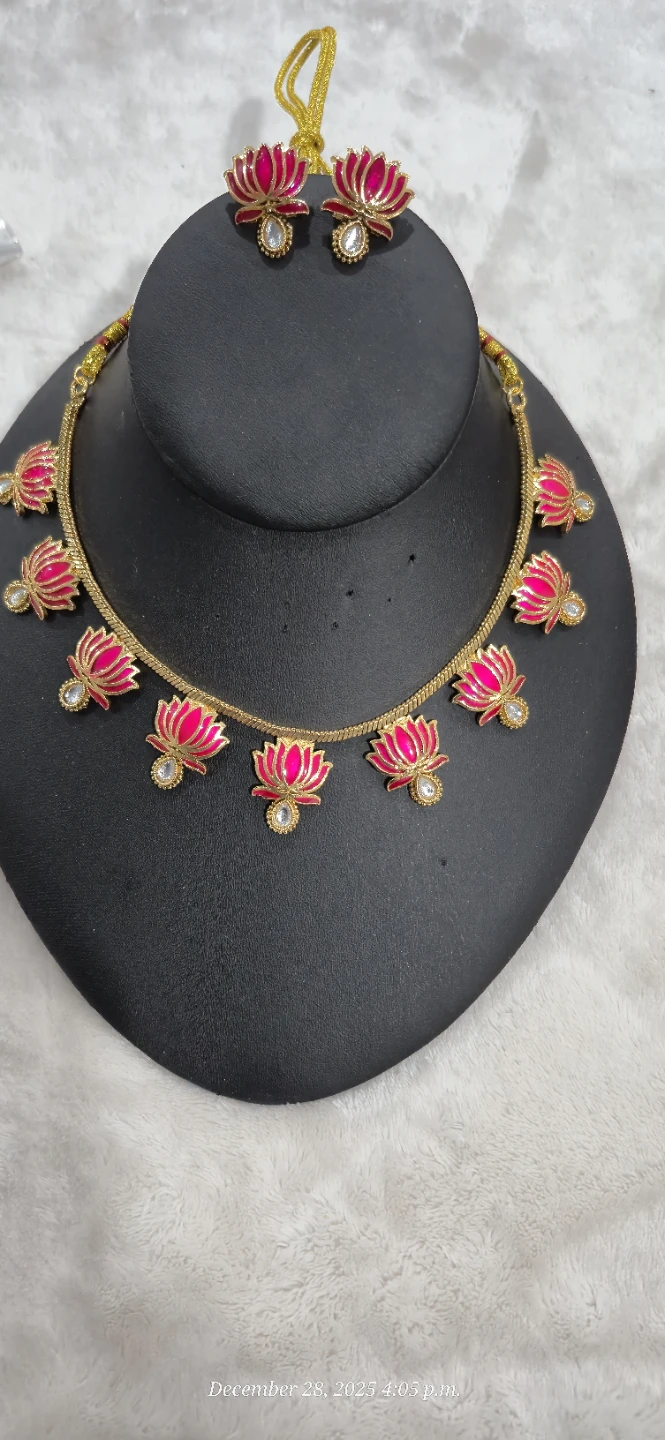 Elegant Lotus Necklace Set – Pink & Green - photo 2