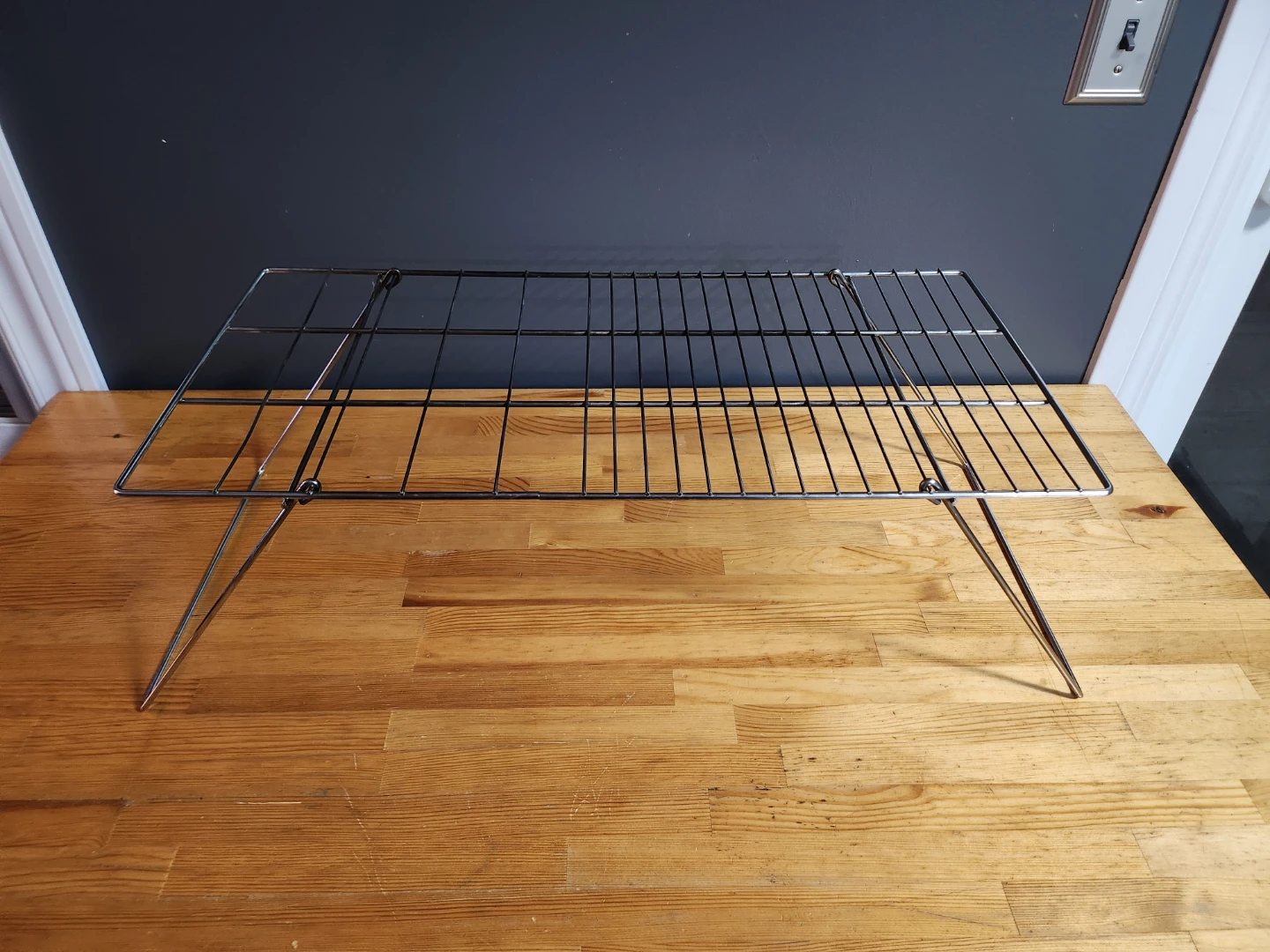 Folding Metal Grill Rack