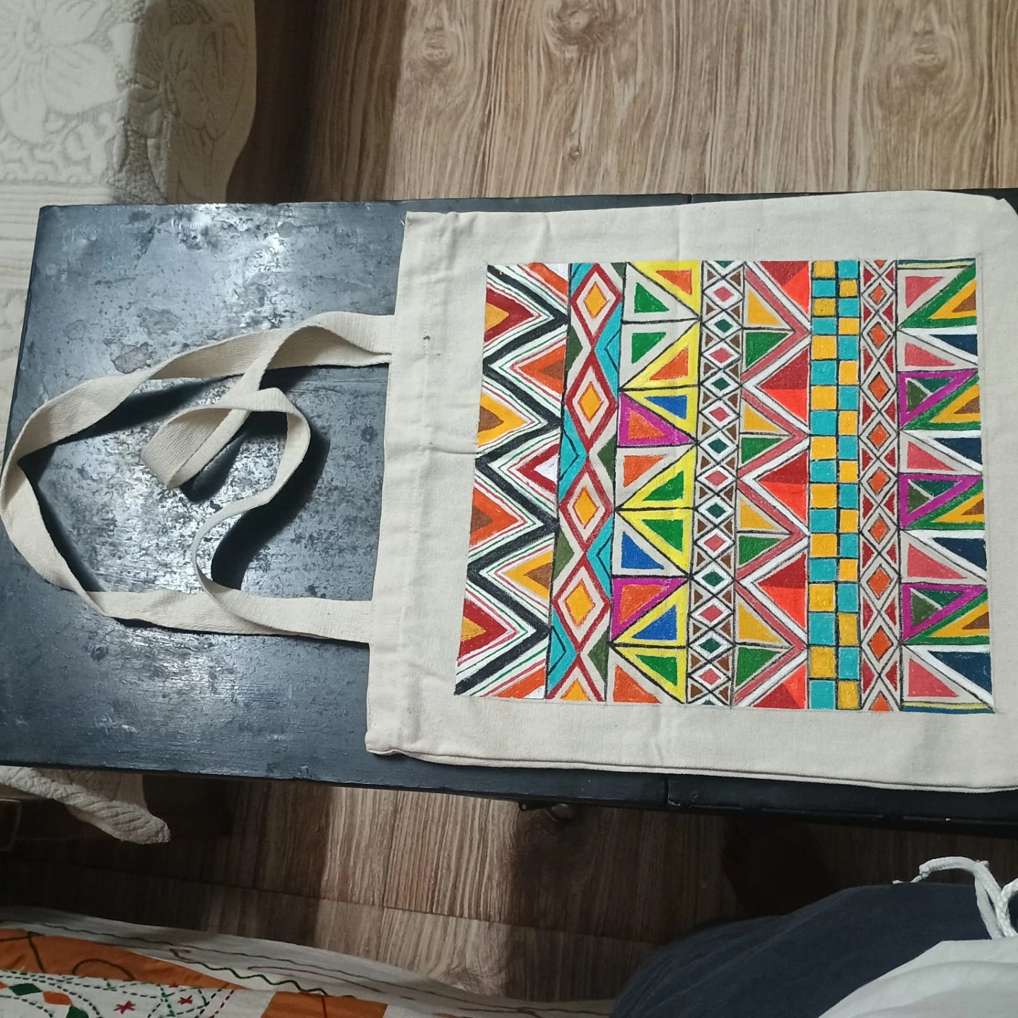 Canvas tote bag with colourful cat and folk art prints - photo 2