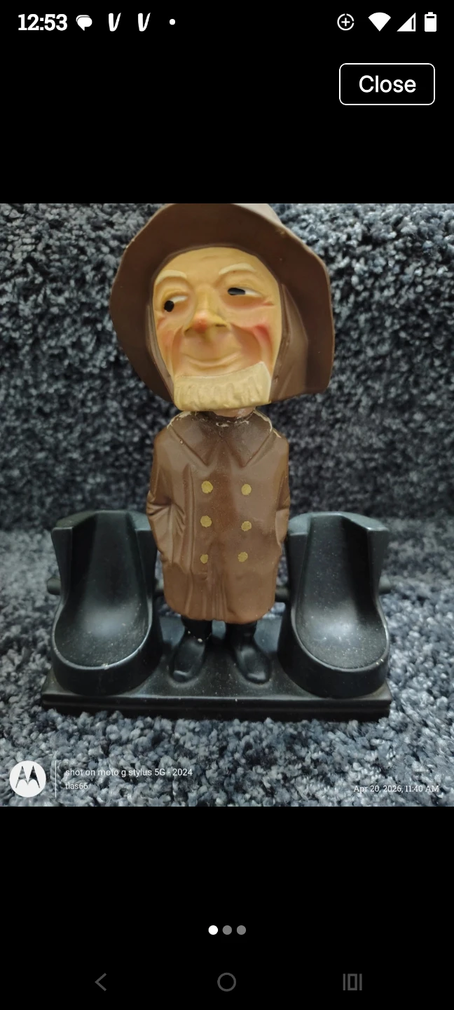 Vintage Bobblehead Pipe Holder