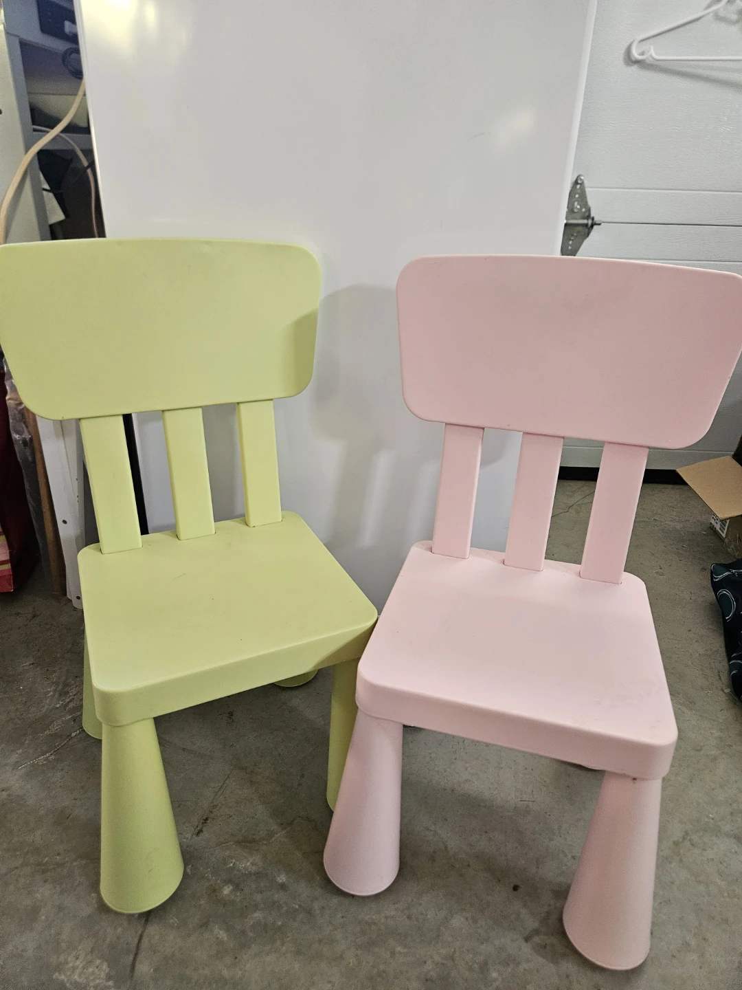 Set of 2 Kids Chairs - Pink and Green - photo 2