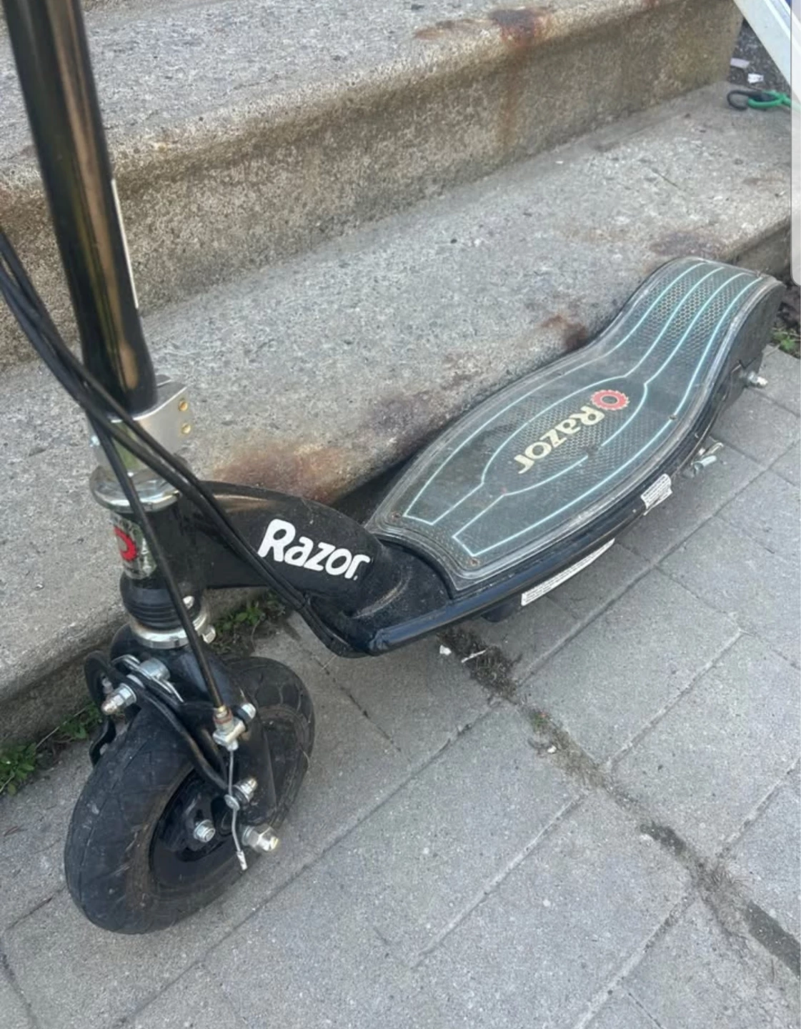 Razor E100 Electric Scooter - photo 2